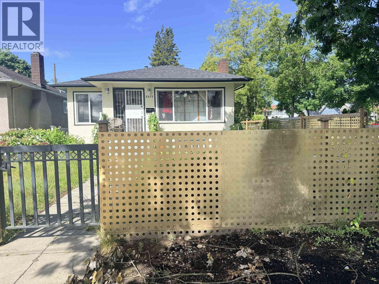2815 NANAIMO STREET, Vancouver, British Columbia
