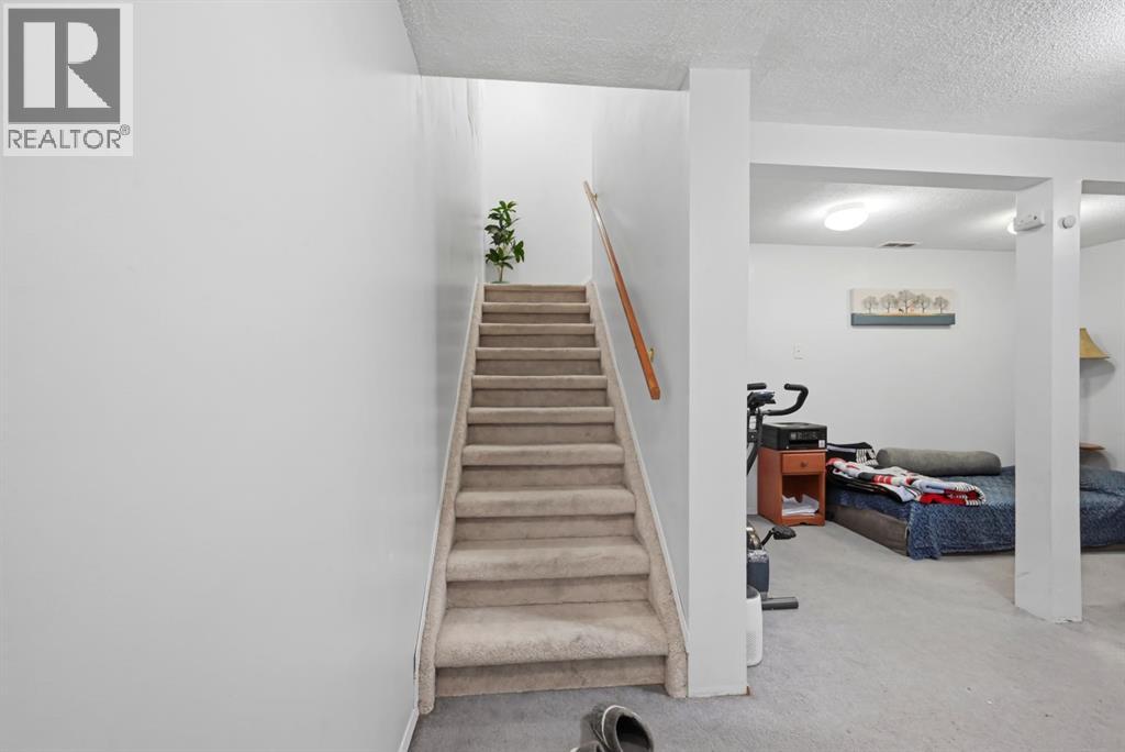 46 Falconer Terrace Ne, Calgary, Alberta T3J 1W4 - Photo 18 - A2319577