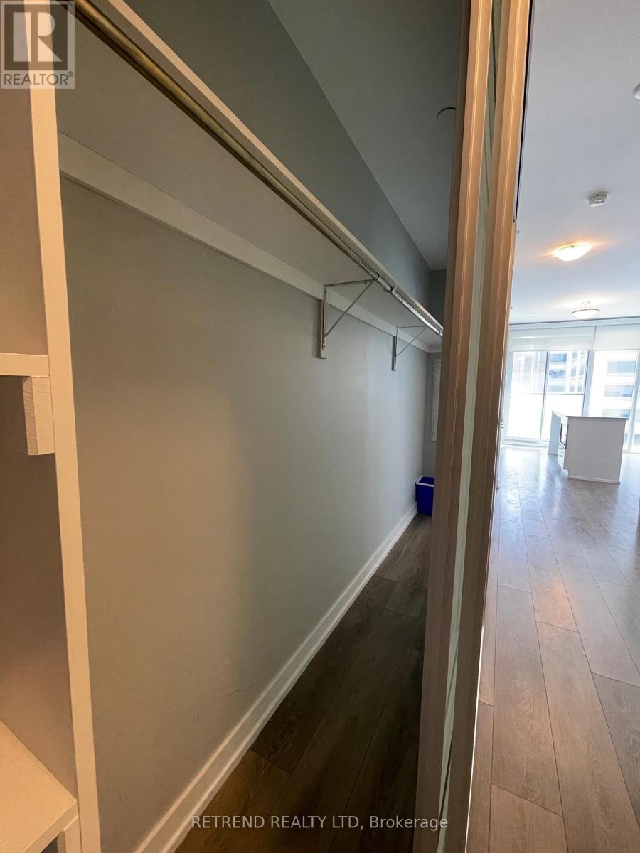 1709 - 426 University Avenue, Toronto, Ontario  M5G 1S9 - Photo 3 - C13454162