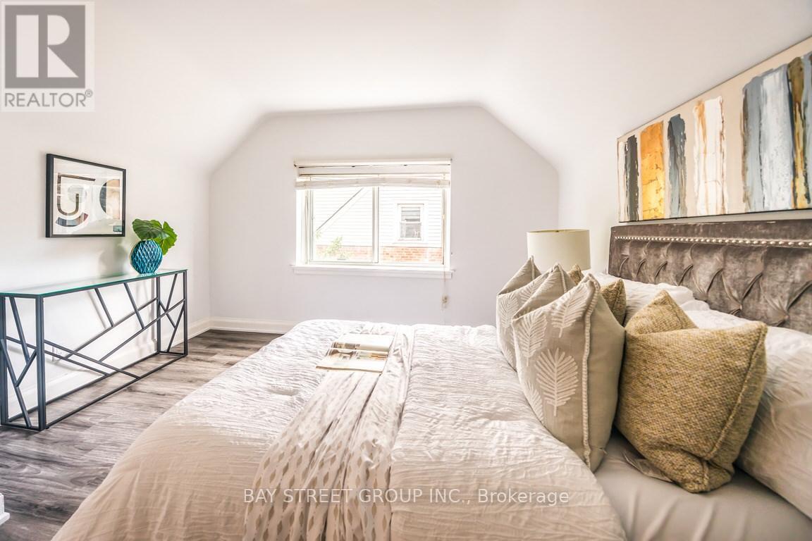 Main Fl - 12 Craigmore Crescent, Toronto, Ontario M2N 2Y3 - Photo 24 - C13454168