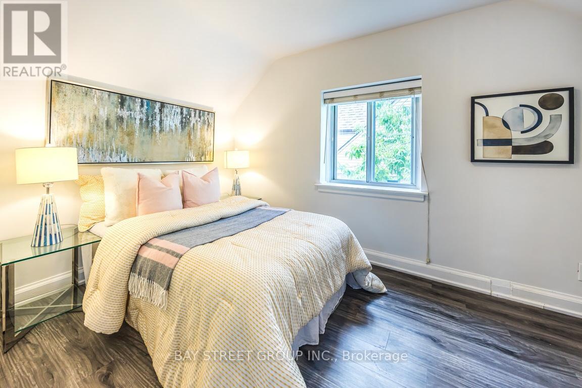 Main Fl - 12 Craigmore Crescent, Toronto, Ontario M2N 2Y3 - Photo 25 - C13454168