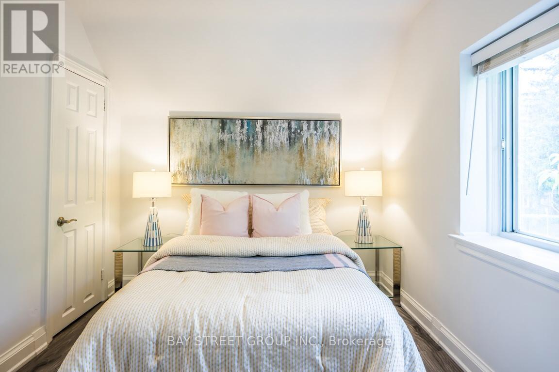 Main Fl - 12 Craigmore Crescent, Toronto, Ontario M2N 2Y3 - Photo 26 - C13454168
