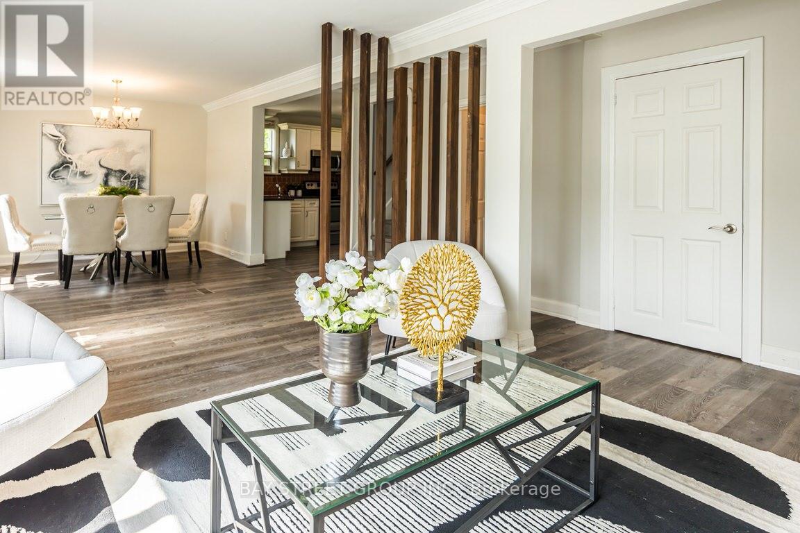 Main Fl - 12 Craigmore Crescent, Toronto, Ontario M2N 2Y3 - Photo 6 - C13454168