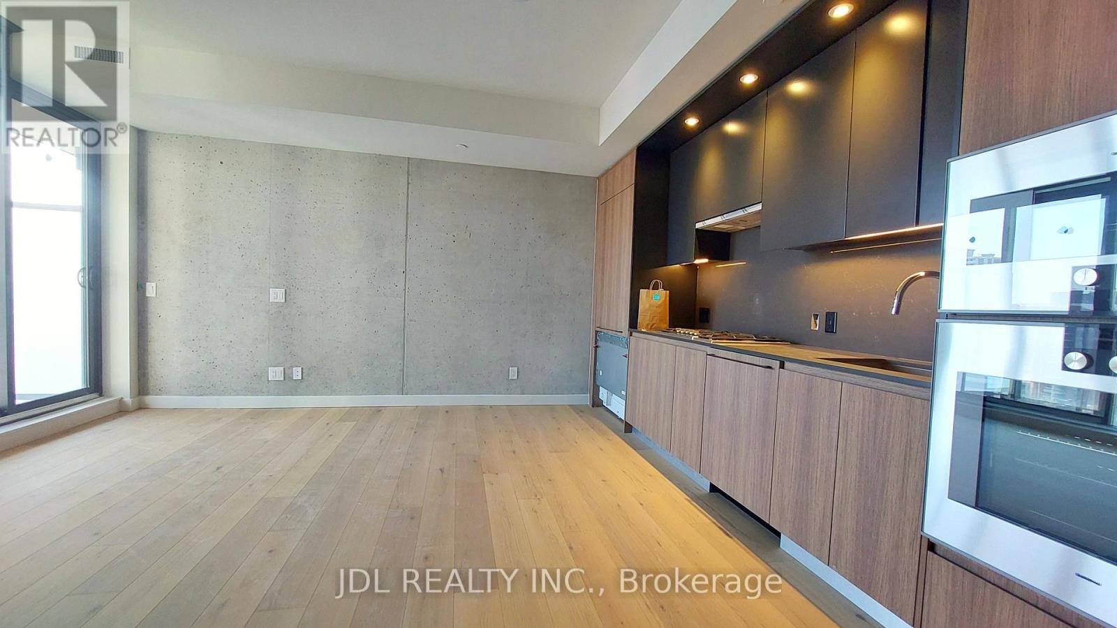 1301 - 81 Wellesley Street E, Toronto, Ontario  N5V 1J6 - Photo 2 - C13454180