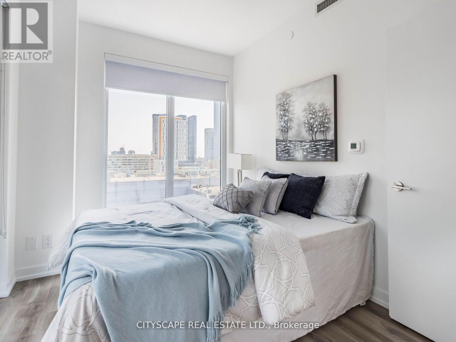 1302 - 20 Edward Street, Toronto, Ontario  M5G 0C5 - Photo 18 - C13454196
