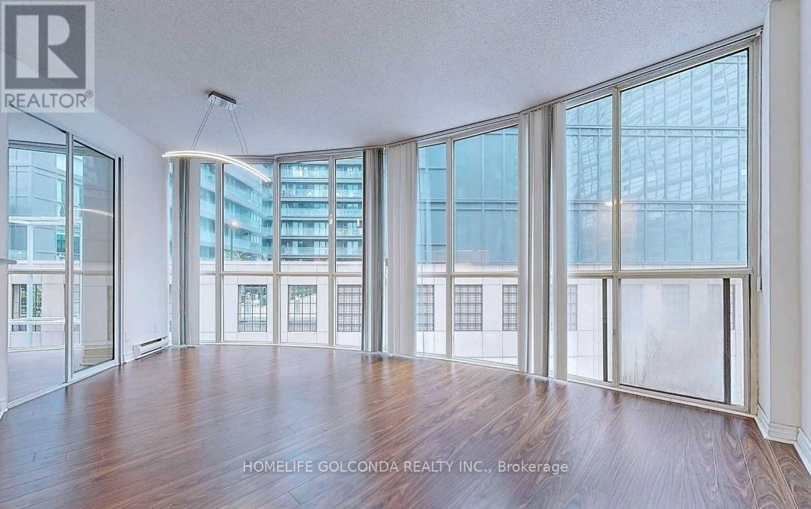304 - 24 WELLESLEY STREET W, Toronto, Ontario