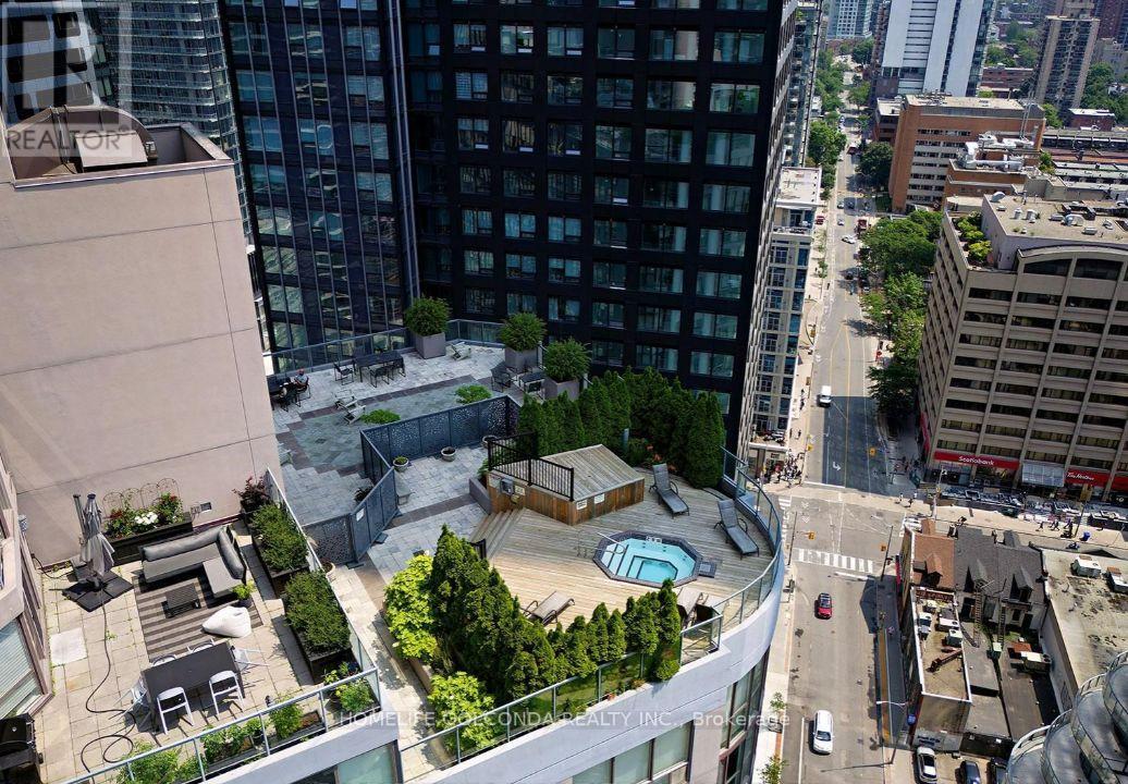304 - 24 Wellesley Street W, Toronto, Ontario  M4Y 2X6 - Photo 10 - C13454204