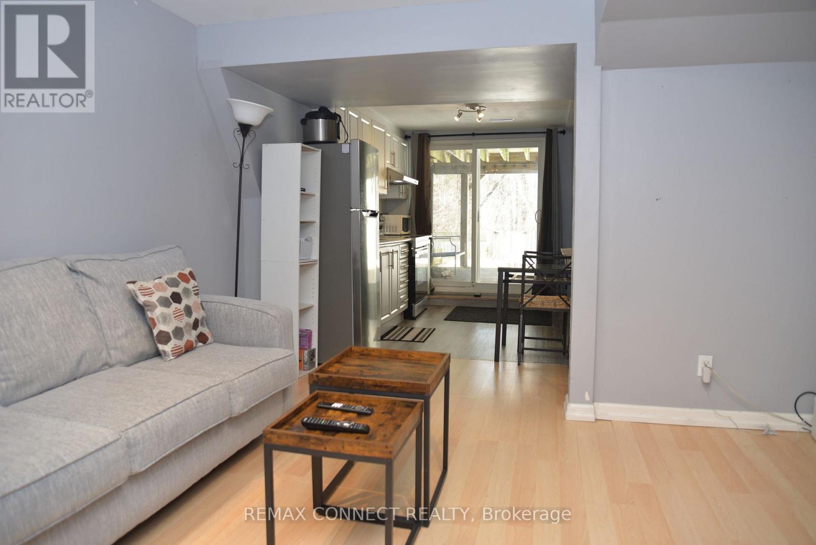 338 Homestead Court, Oshawa, Ontario  L1J 6V3 - Photo 2 - E13454158