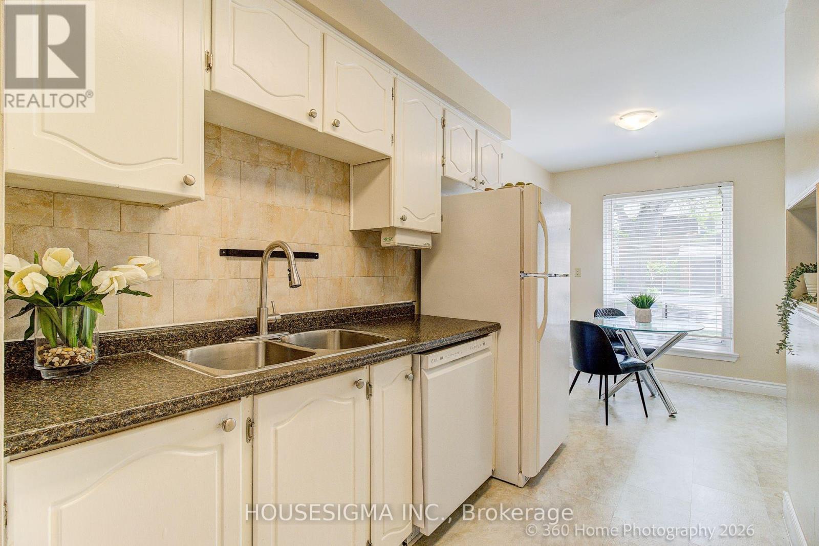 73 - 155 Glovers Road, Oshawa, Ontario  L1G 7A4 - Photo 3 - E13454192