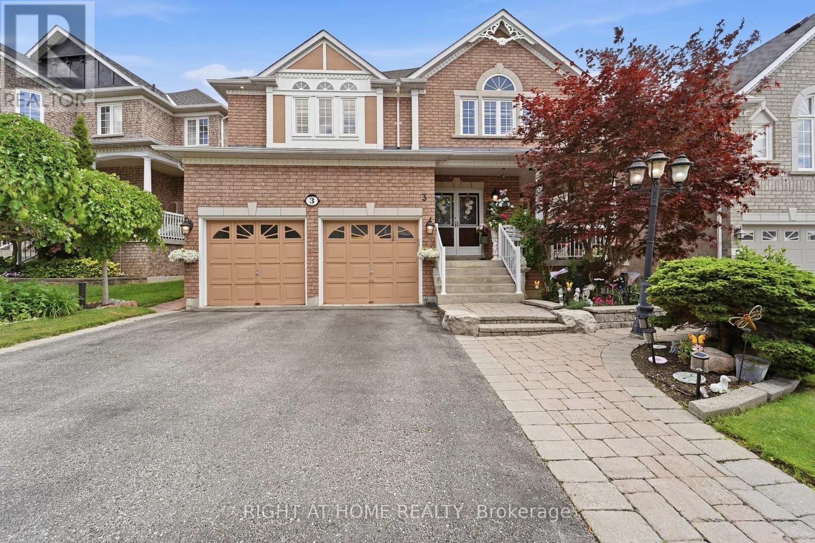 3 DARLEY STREET S, Ajax, Ontario
