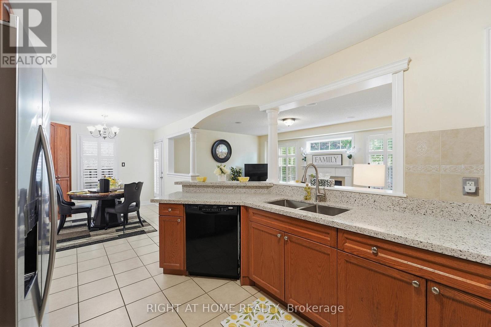 3 Darley Street S, Ajax, Ontario  L1T 3X8 - Photo 16 - E13454202