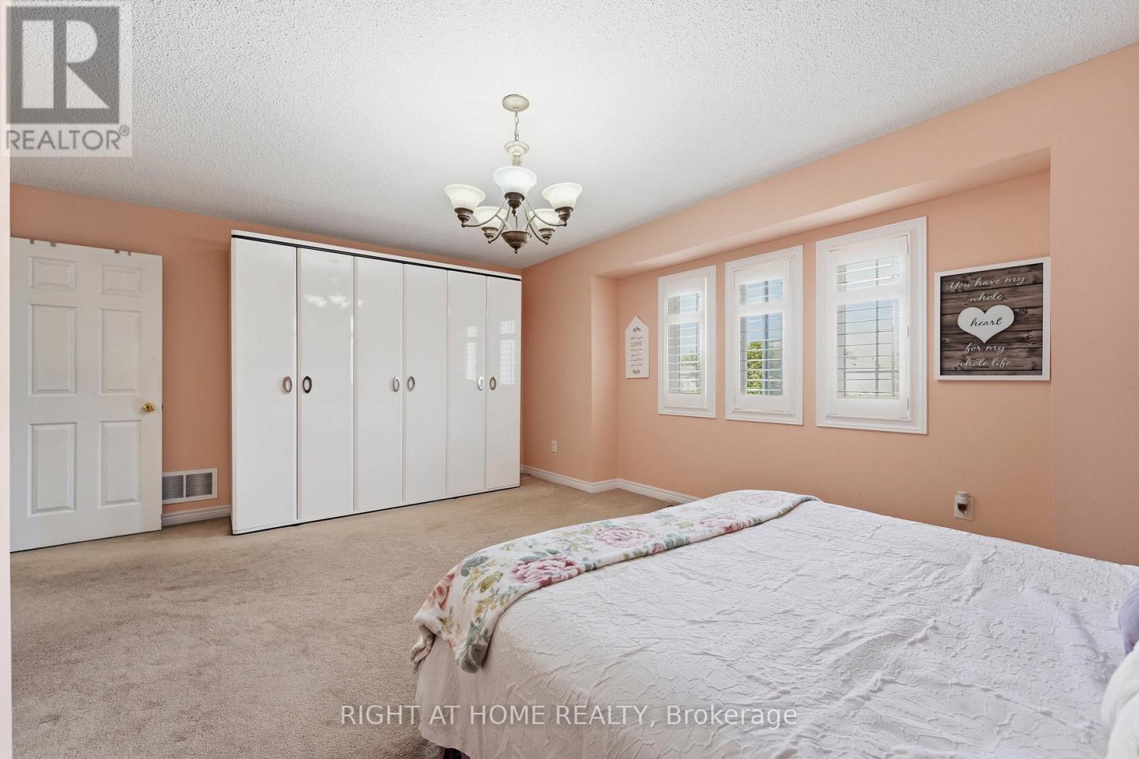 3 Darley Street S, Ajax, Ontario  L1T 3X8 - Photo 31 - E13454202