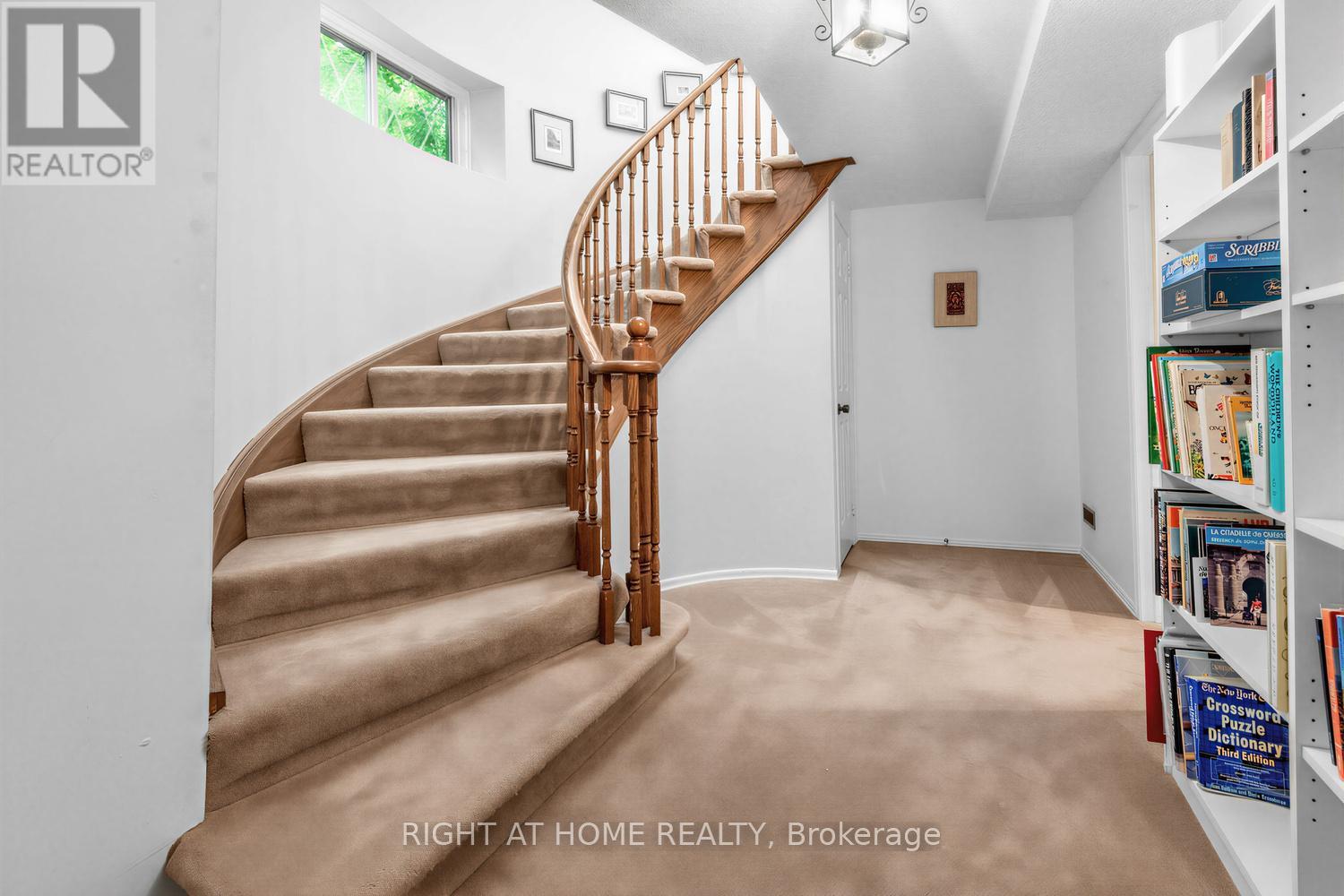 10 Parklawn Crescent, Markham, Ontario  L3T 6X1 - Photo 33 - N13454228