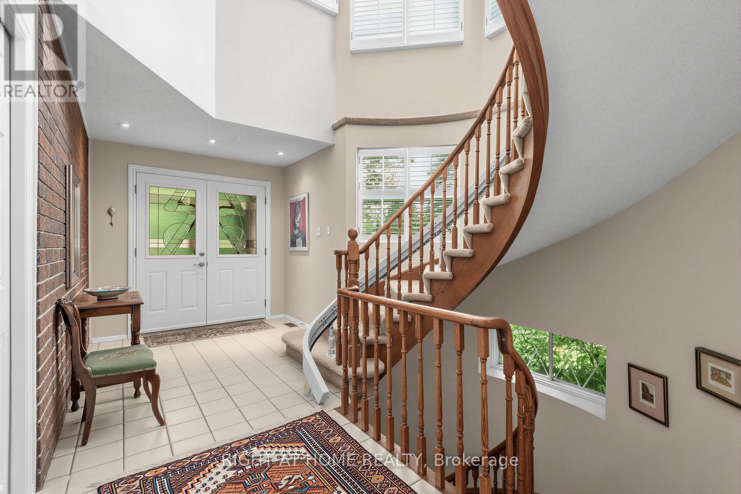 10 Parklawn Crescent, Markham, Ontario  L3T 6X1 - Photo 5 - N13454228