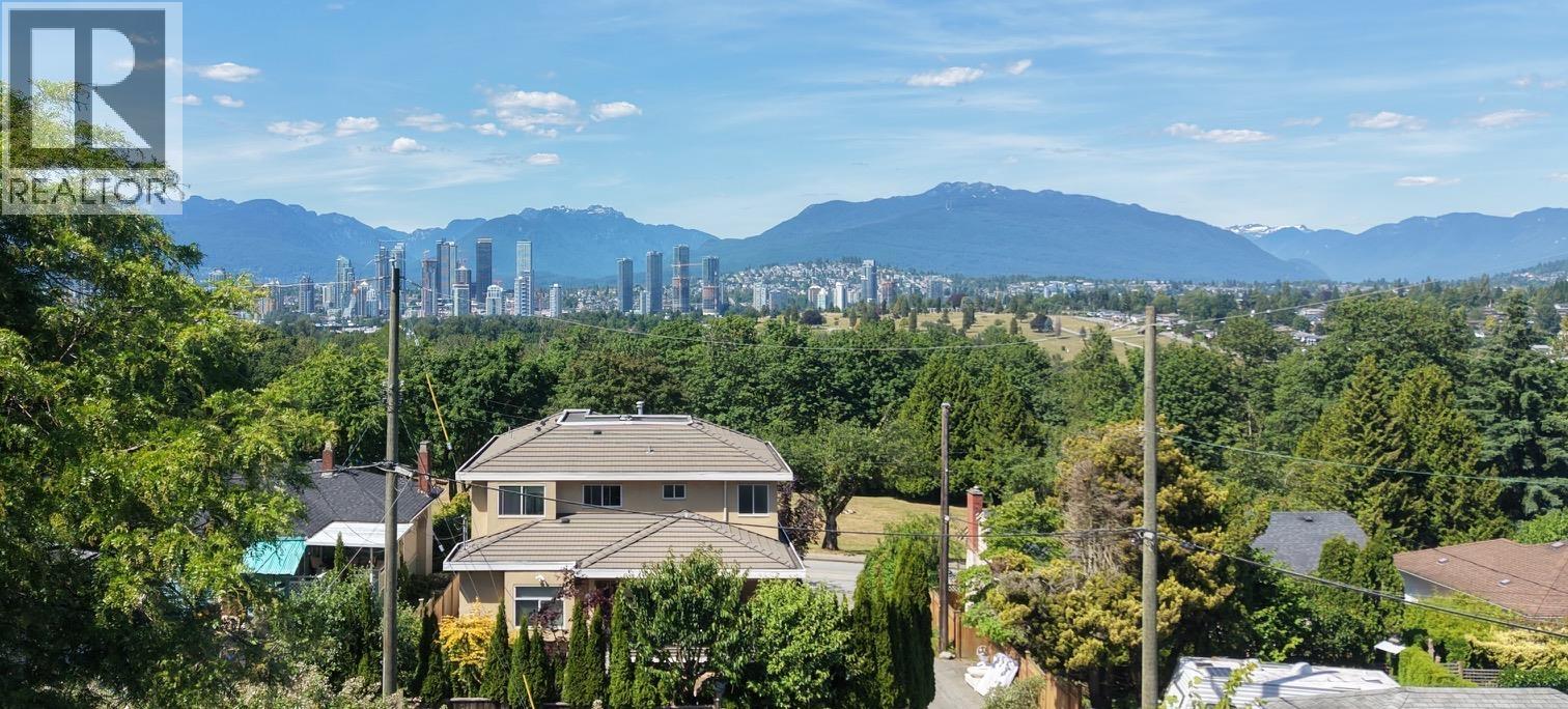 4857 BUXTON STREET, Burnaby, British Columbia