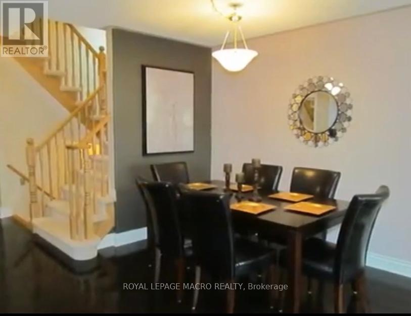 5424 Tasha Drive, Mississauga, Ontario  L5M 7Y2 - Photo 4 - W13454220