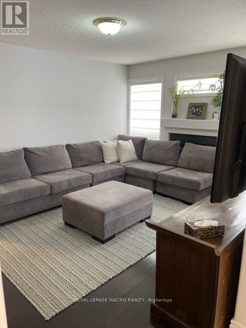 5424 Tasha Drive, Mississauga, Ontario  L5M 7Y2 - Photo 8 - W13454220