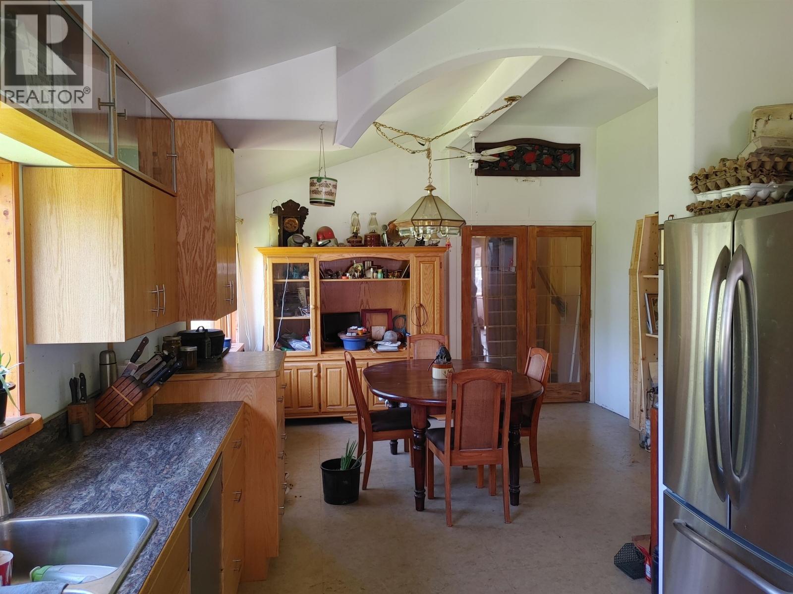 7814 Little Fort 24 Highway, Lone Butte, British Columbia V0K 1X2 - Photo 11 - R3013352