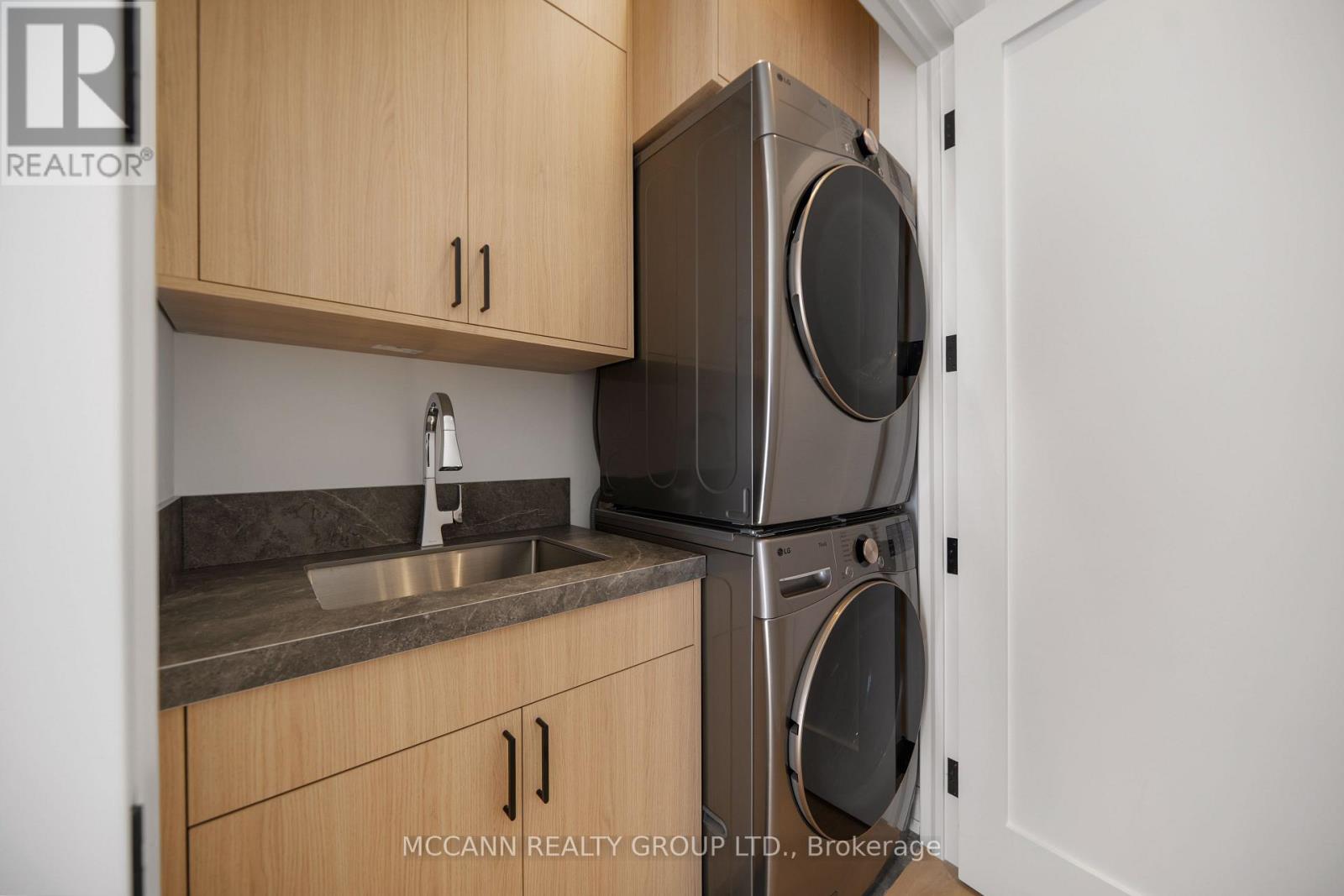 162 Arlington Avenue, Toronto, Ontario  M6C 2Z2 - Photo 38 - C13454262