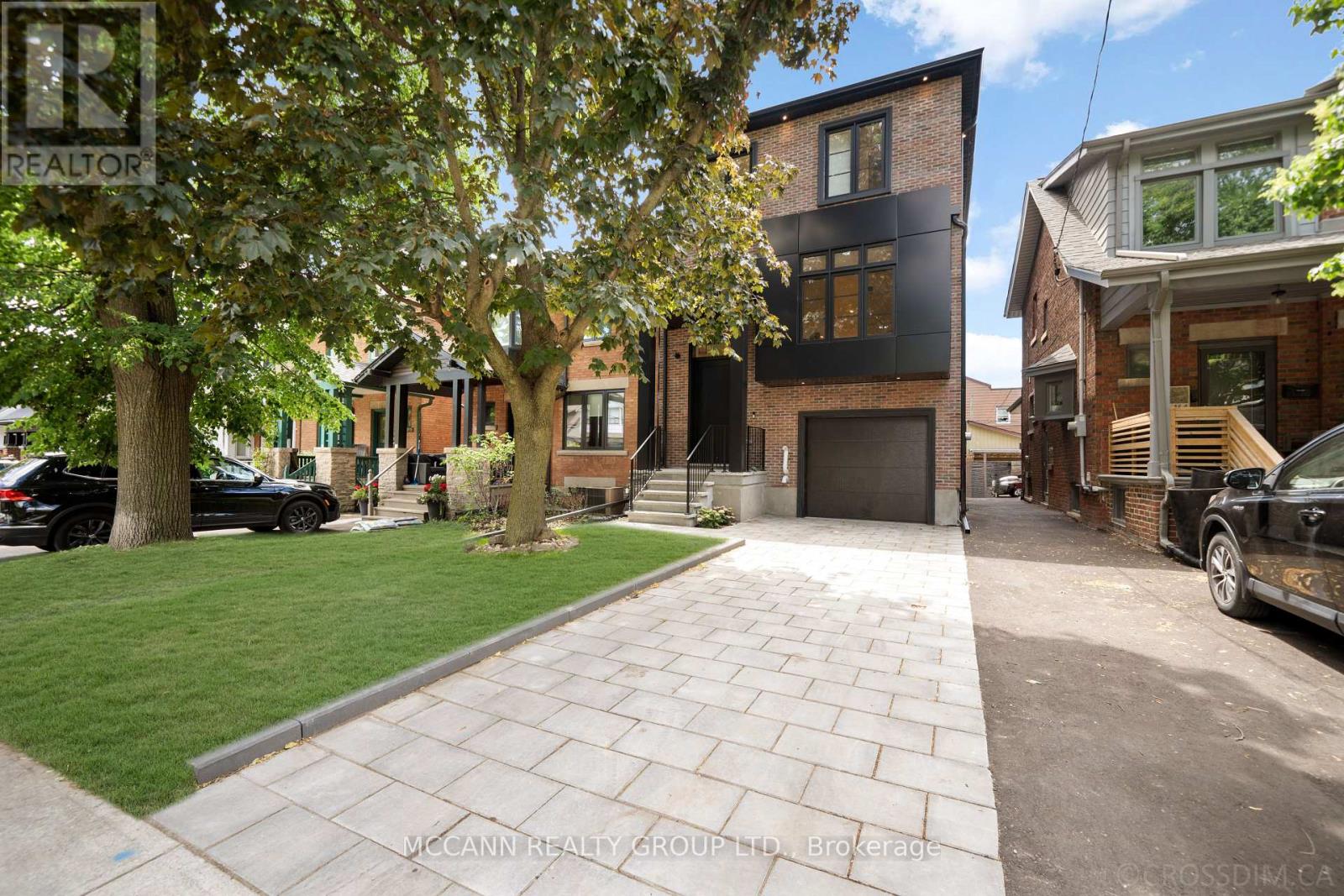 162 Arlington Avenue, Toronto, Ontario  M6C 2Z2 - Photo 4 - C13454262