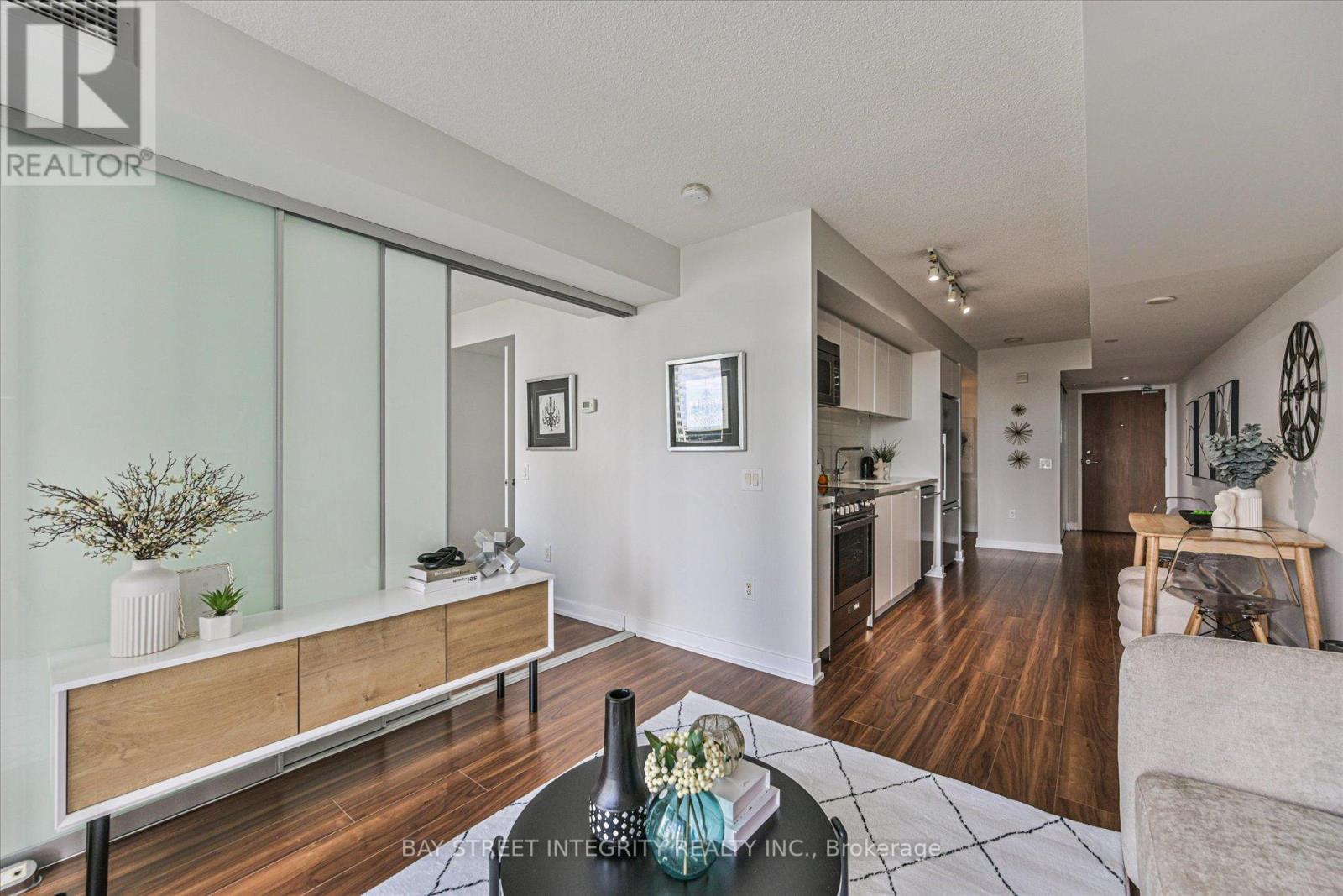 1202 - 85 Queens Wharf Road, Toronto, Ontario  M5V 0J9 - Photo 11 - C13454266