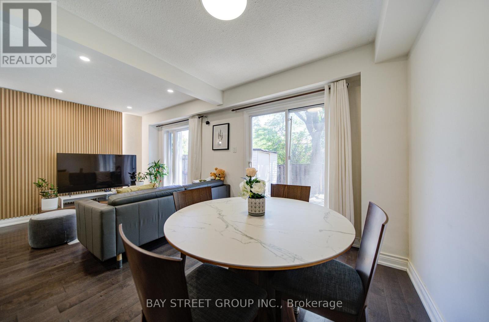 22 - 30 Dundalk Drive, Toronto, Ontario  M1P 4W1 - Photo 12 - E13454242