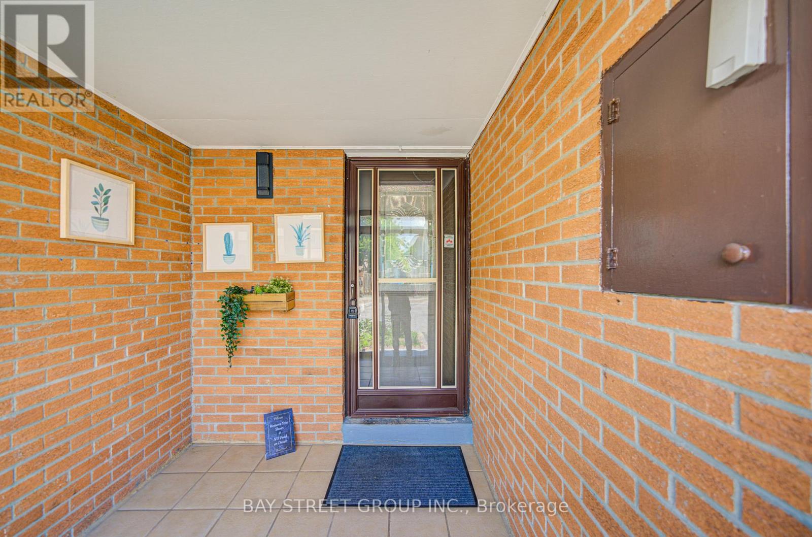 22 - 30 Dundalk Drive, Toronto, Ontario  M1P 4W1 - Photo 4 - E13454242
