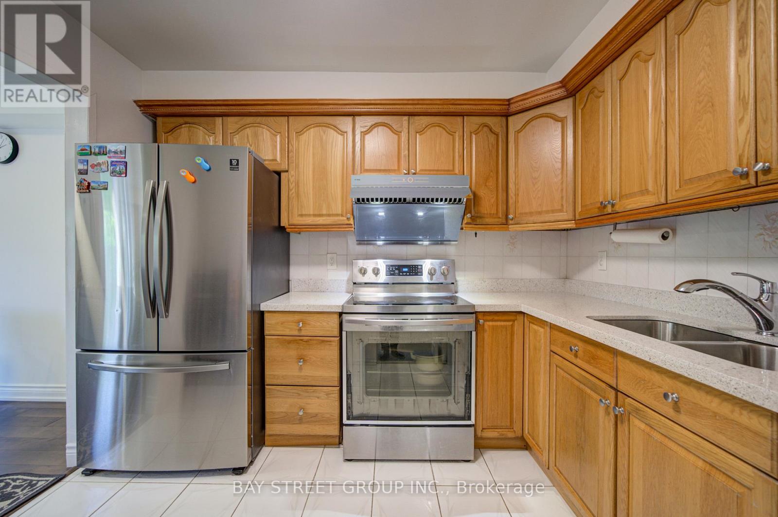 22 - 30 Dundalk Drive, Toronto, Ontario  M1P 4W1 - Photo 9 - E13454242