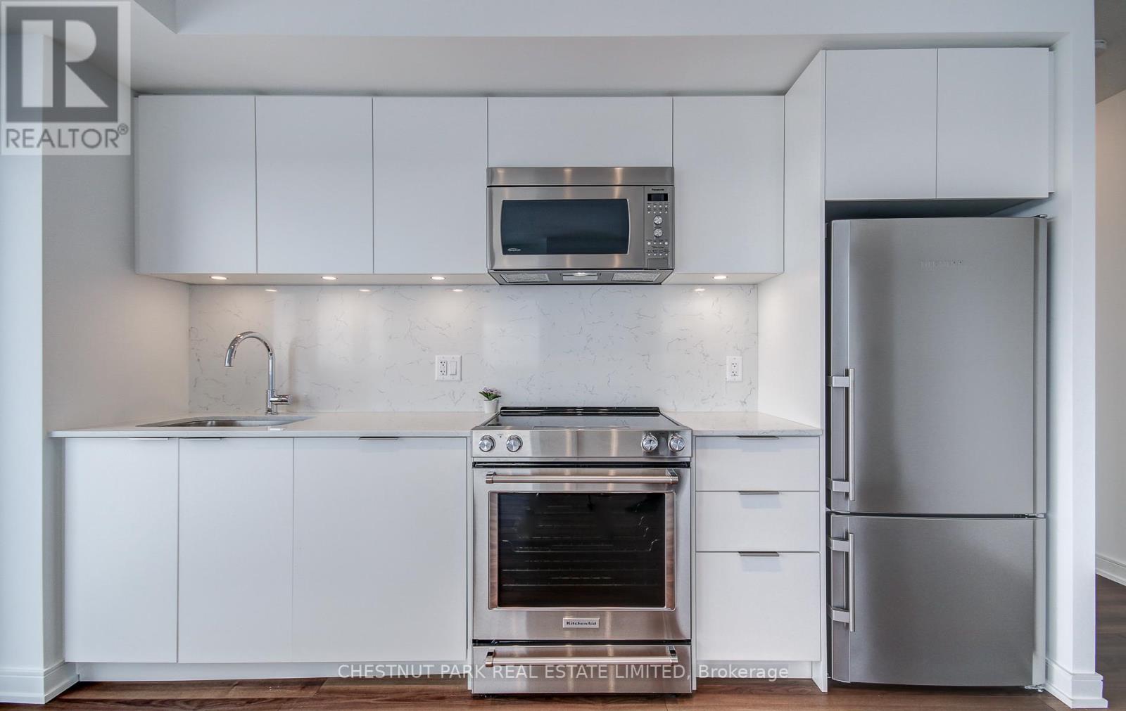 Ph2402 - 30 Samuel Wood Way, Toronto, Ontario  M9B 0C9 - Photo 13 - W13454252