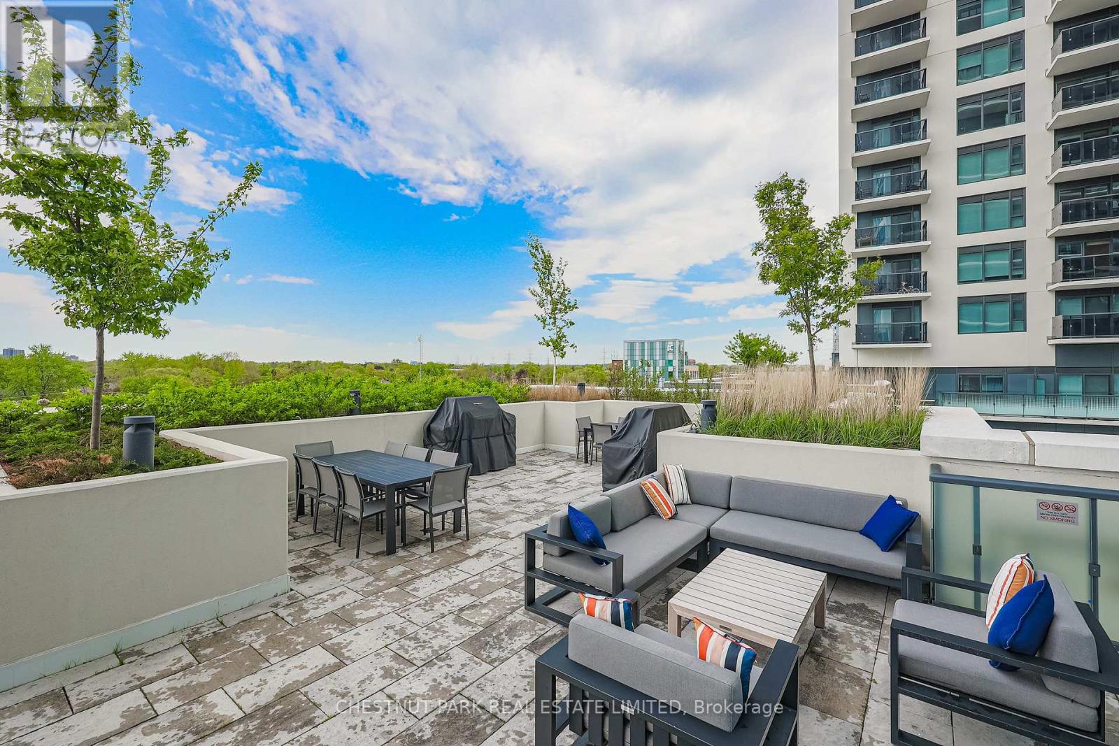 Ph2402 - 30 Samuel Wood Way, Toronto, Ontario  M9B 0C9 - Photo 47 - W13454252