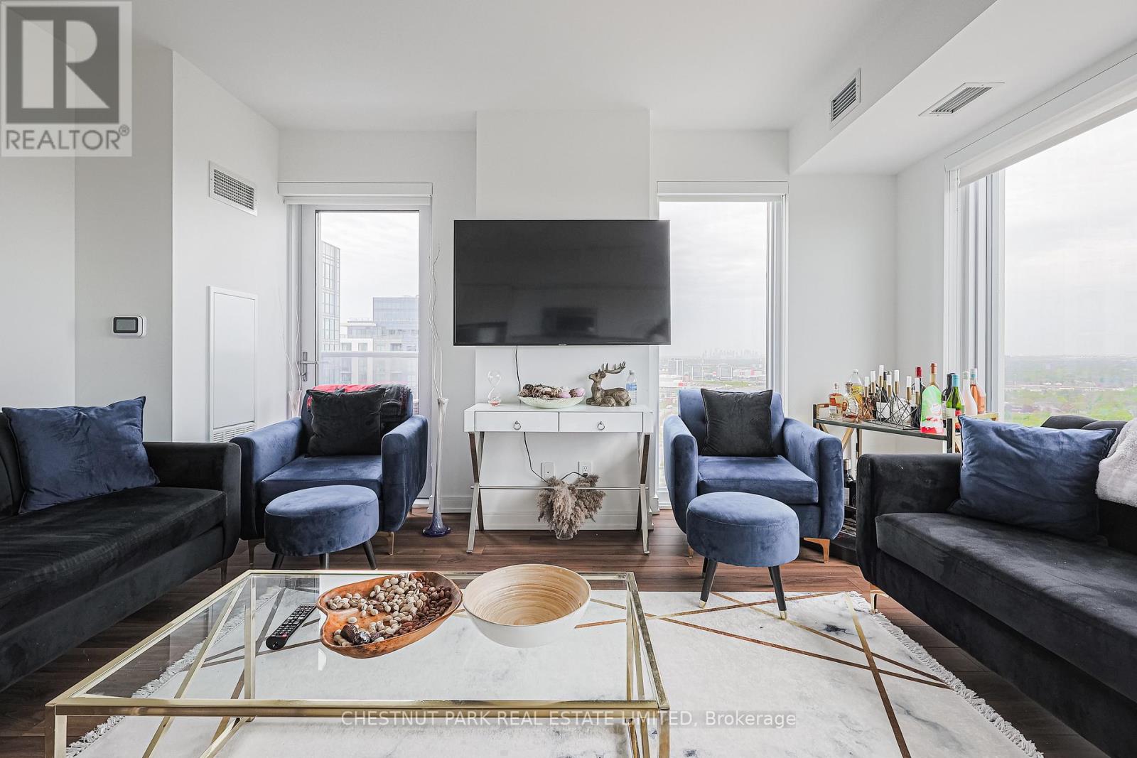 Ph2402 - 30 Samuel Wood Way, Toronto, Ontario  M9B 0C9 - Photo 8 - W13454252