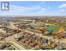 12 - 7450 DARCEL AVENUE, Mississauga, Ontario