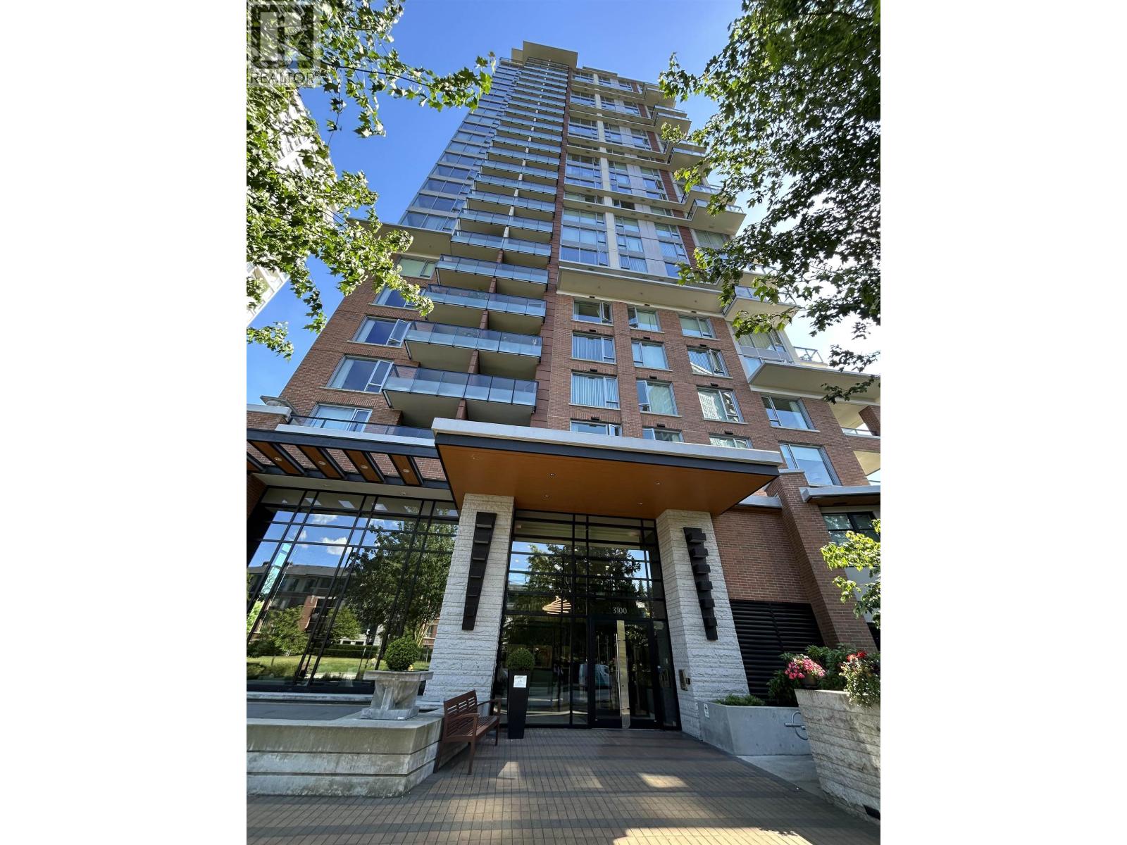 1502 3100 WINDSOR GATE, Coquitlam, British Columbia