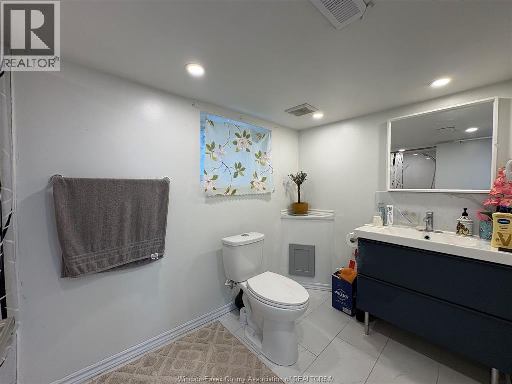 1042 Windsor Avenue, Windsor, Ontario  N9A 1K4 - Photo 29 - 26014321