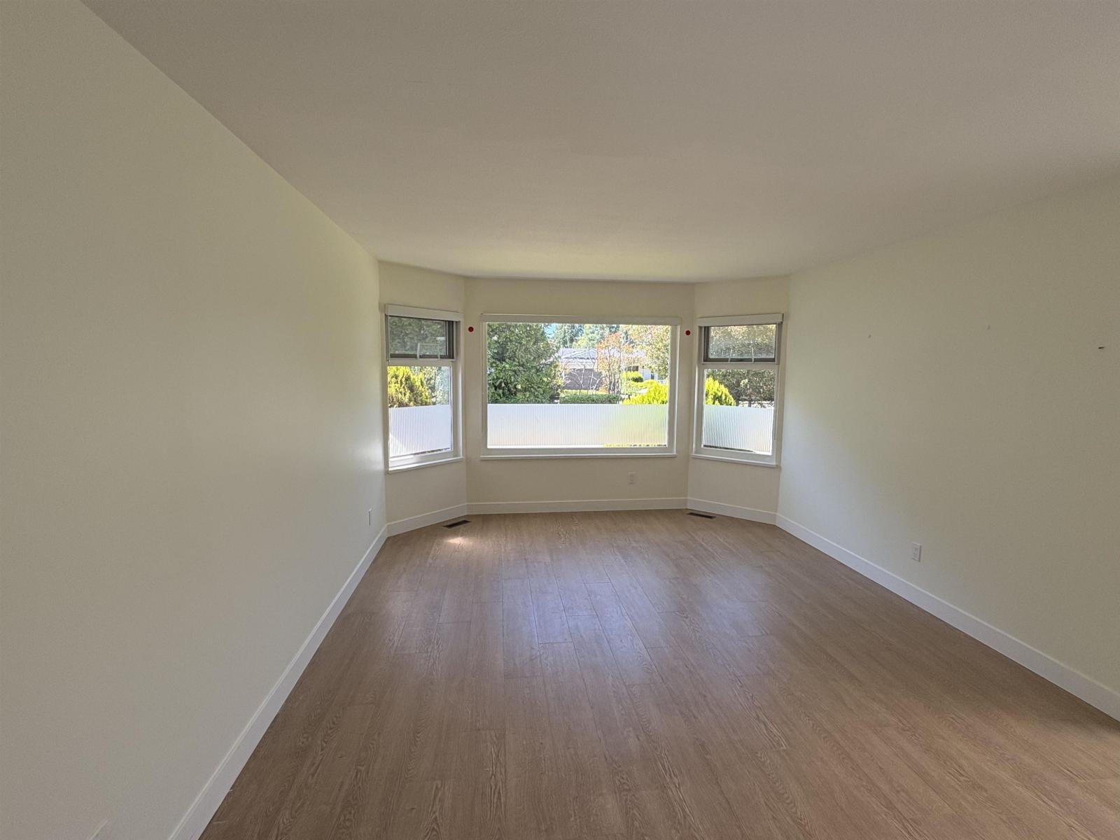14877 20 Avenue, Surrey, British Columbia  V4A 8E9 - Photo 3 - R3136032