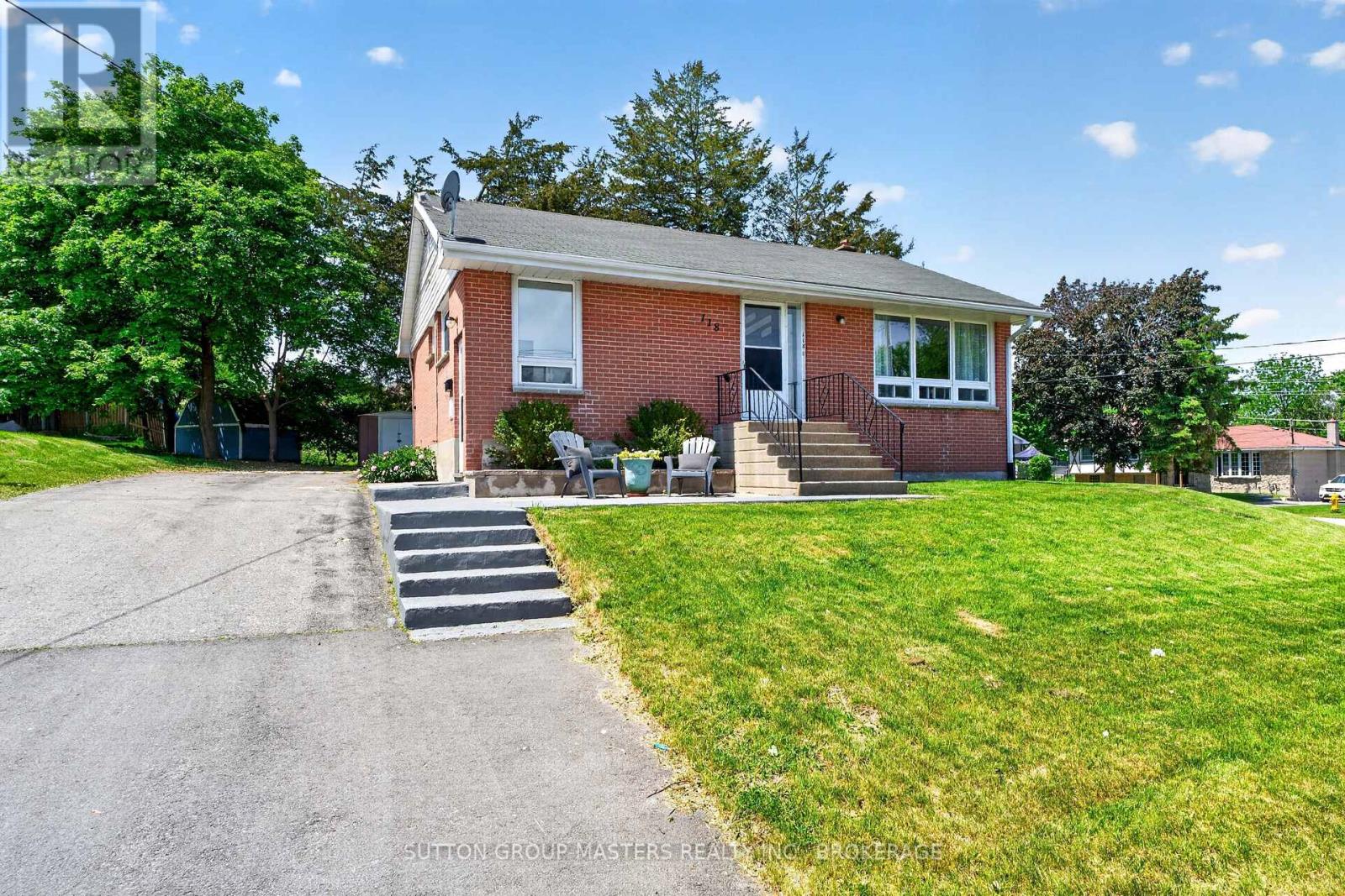 118 Orchard Drive, Belleville, Ontario  K8P 2K9 - Photo 2 - X13454312