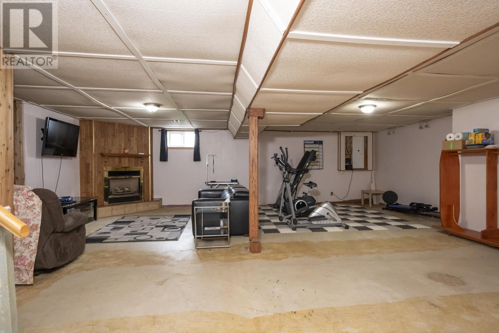 205 Linden Ct, Thunder Bay, Ontario  P7B 6R6 - Photo 34 - TB2601454