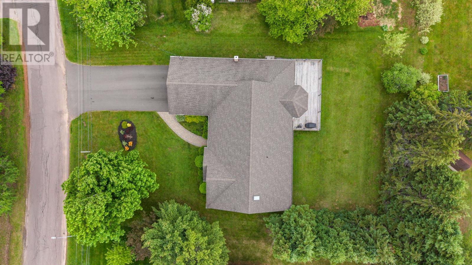 77 Parkside Drive, Charlottetown, Prince Edward Island  C1E 1M8 - Photo 38 - 202614232