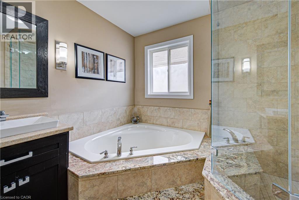 37 Davinci Boulevard, Hamilton, Ontario  L9B 0C5 - Photo 25 - 40840580