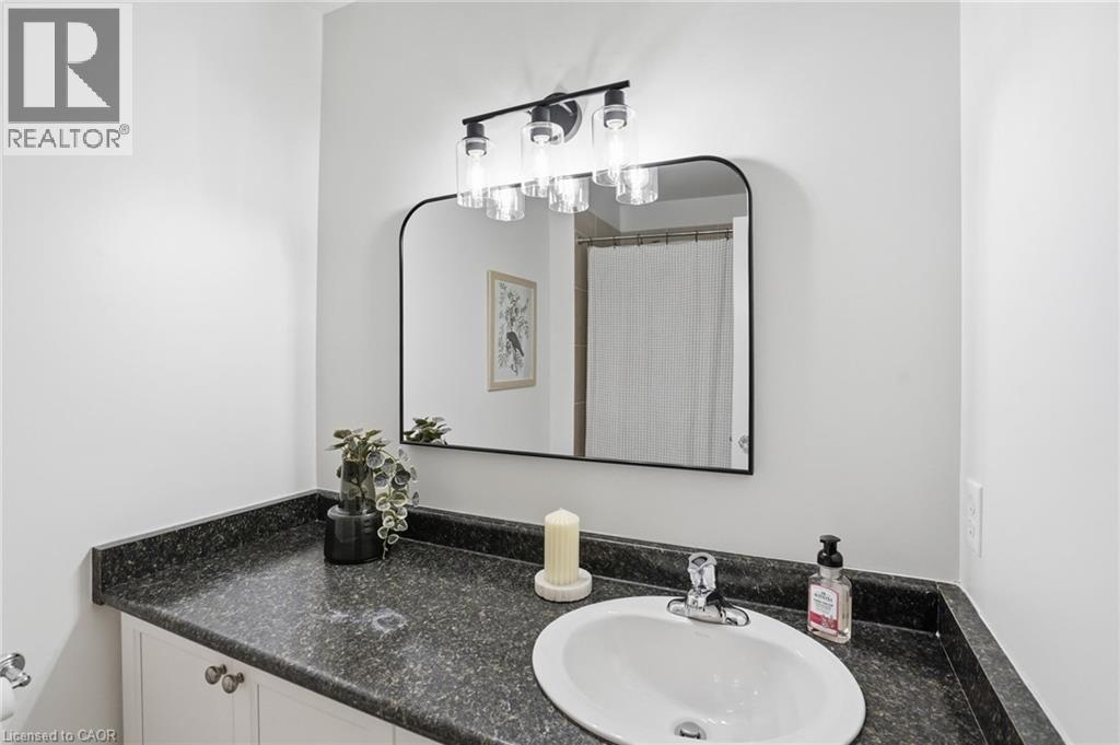 29 Sunnycroft Court, Waterdown, Ontario  L8B 0L3 - Photo 23 - 40840409