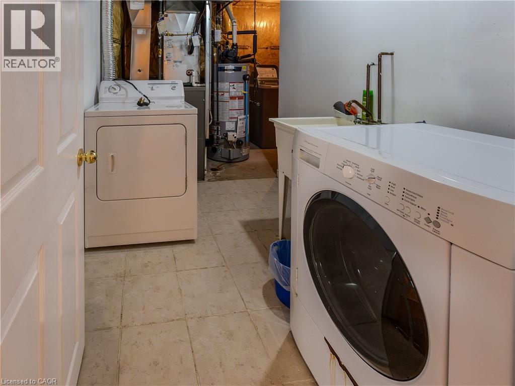 212 Sleaford Street, Waterloo, Ontario  N2J 4Z8 - Photo 35 - 40839253