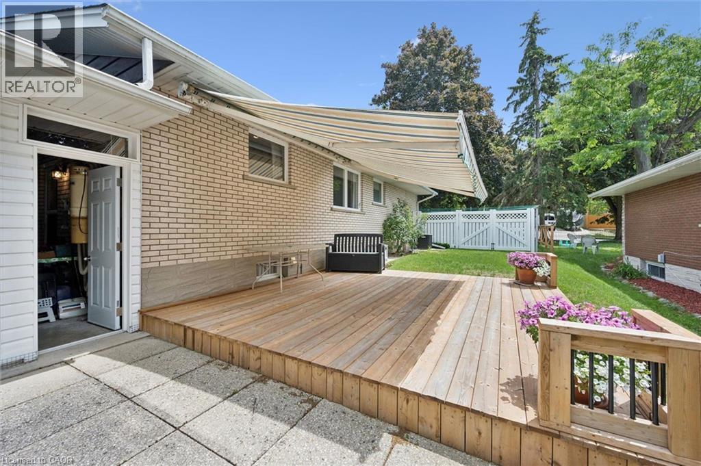 221 Willowdale Avenue, Waterloo, Ontario  N2J 3M3 - Photo 27 - 40838805