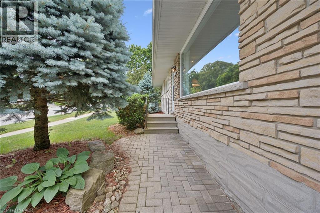 221 Willowdale Avenue, Waterloo, Ontario  N2J 3M3 - Photo 5 - 40838805