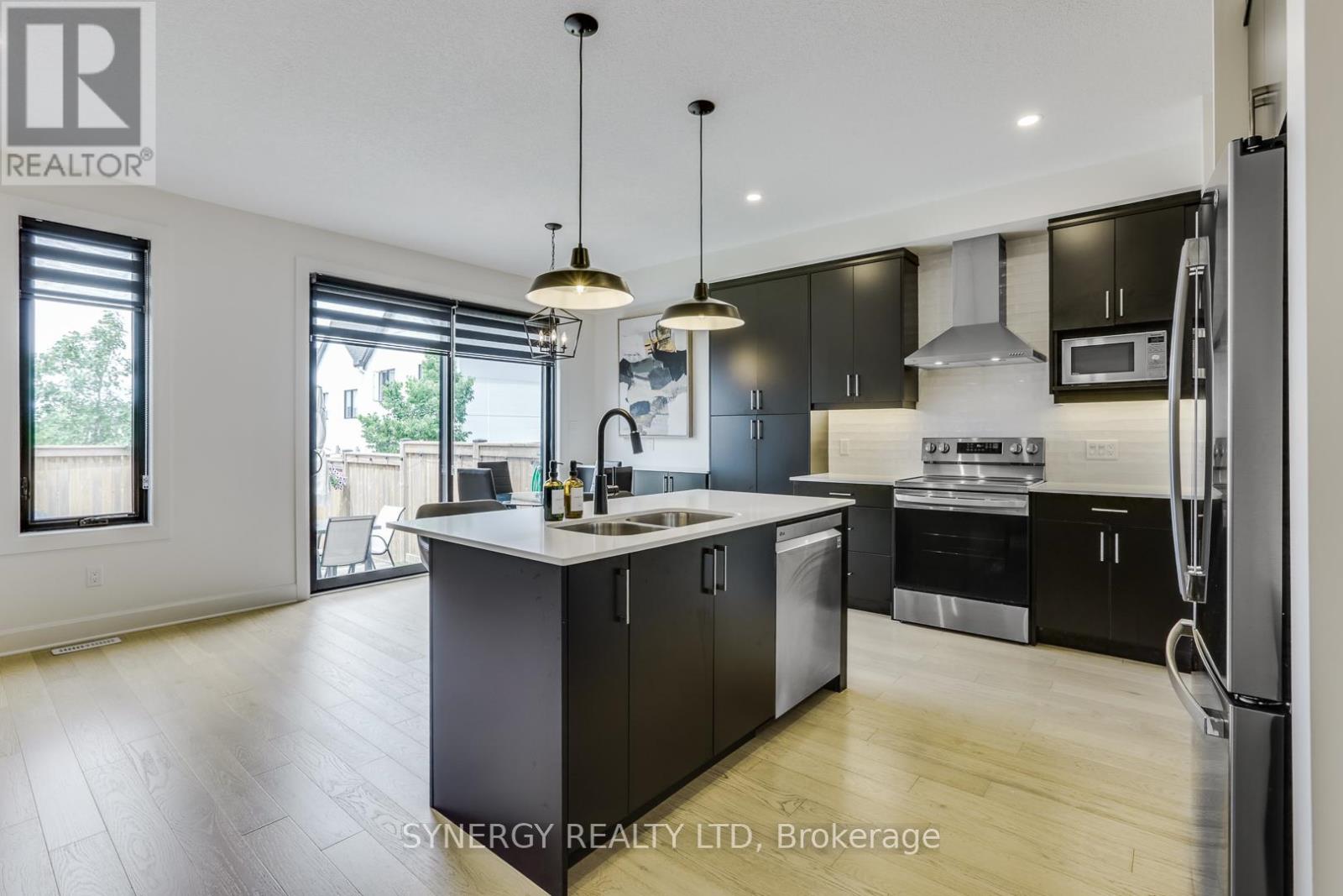 943 Upperpoint Avenue, London South (South B), Ontario  N6K 0L1 - Photo 13 - X13454390