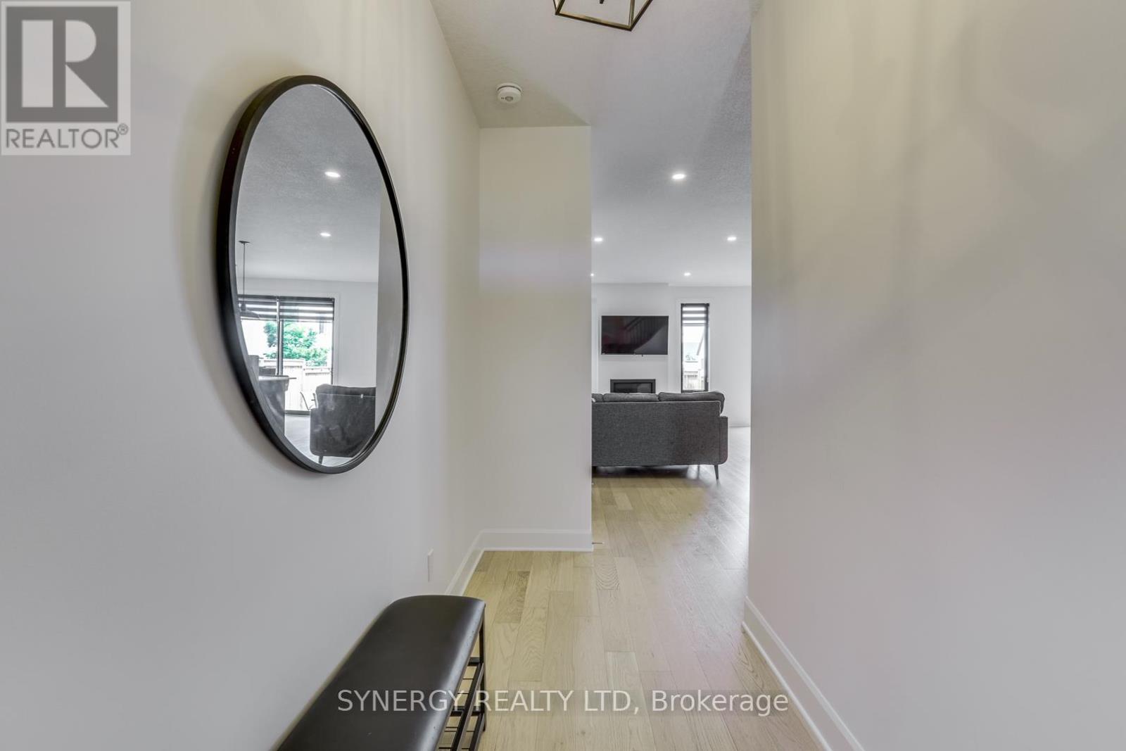 943 Upperpoint Avenue, London South (South B), Ontario  N6K 0L1 - Photo 6 - X13454390