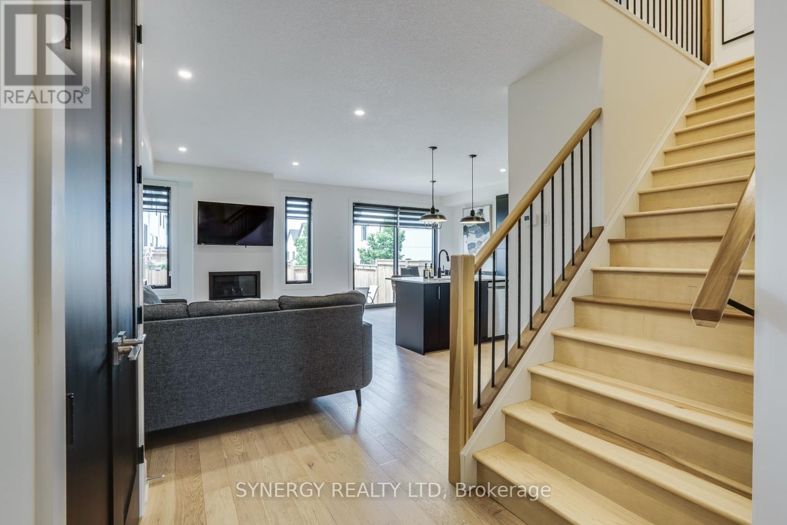 943 Upperpoint Avenue, London South (South B), Ontario  N6K 0L1 - Photo 8 - X13454390