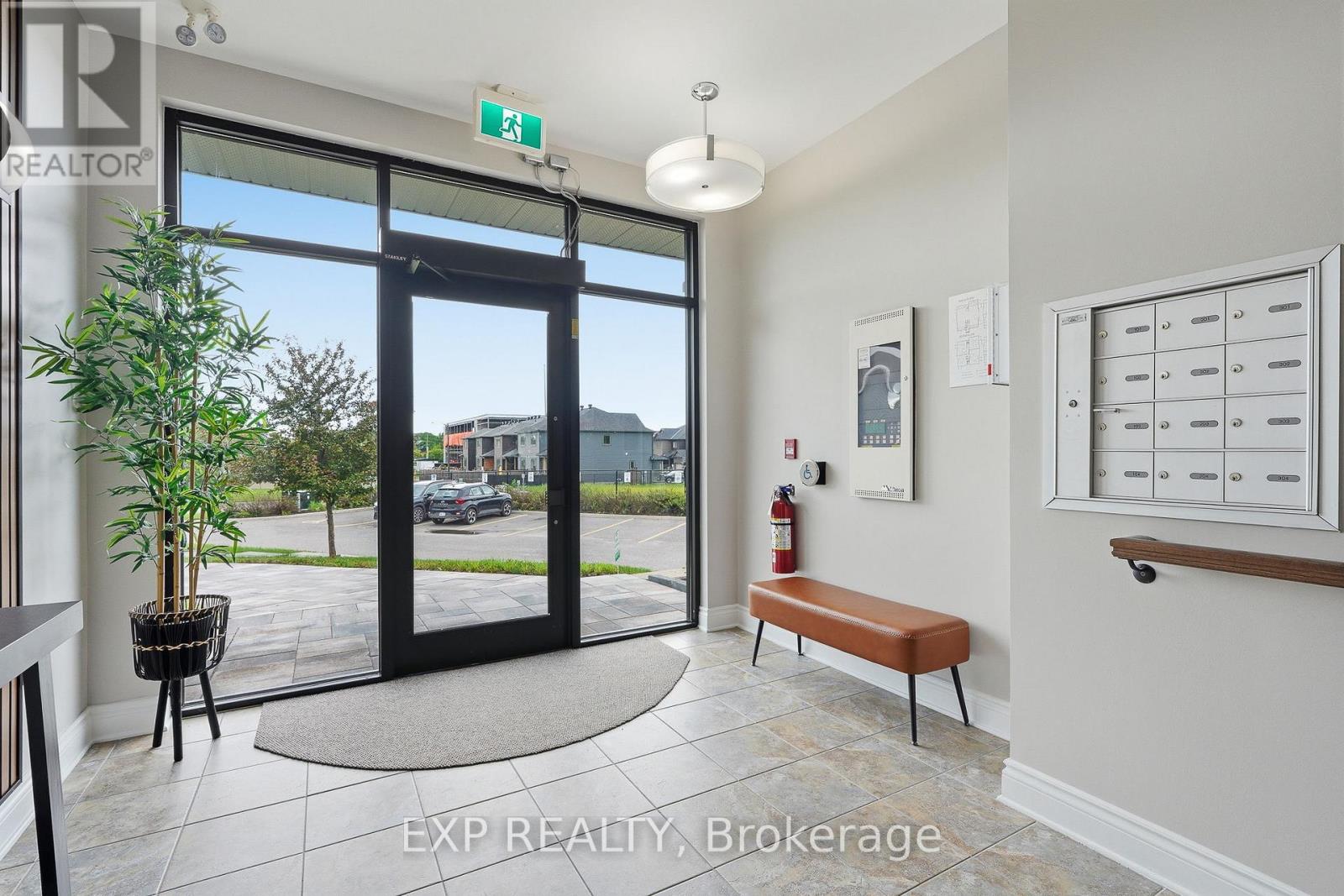 104 - 700 Du Rivage Street, Clarence-Rockland, Ontario K4K 1K4 - Photo 4 - X13454458