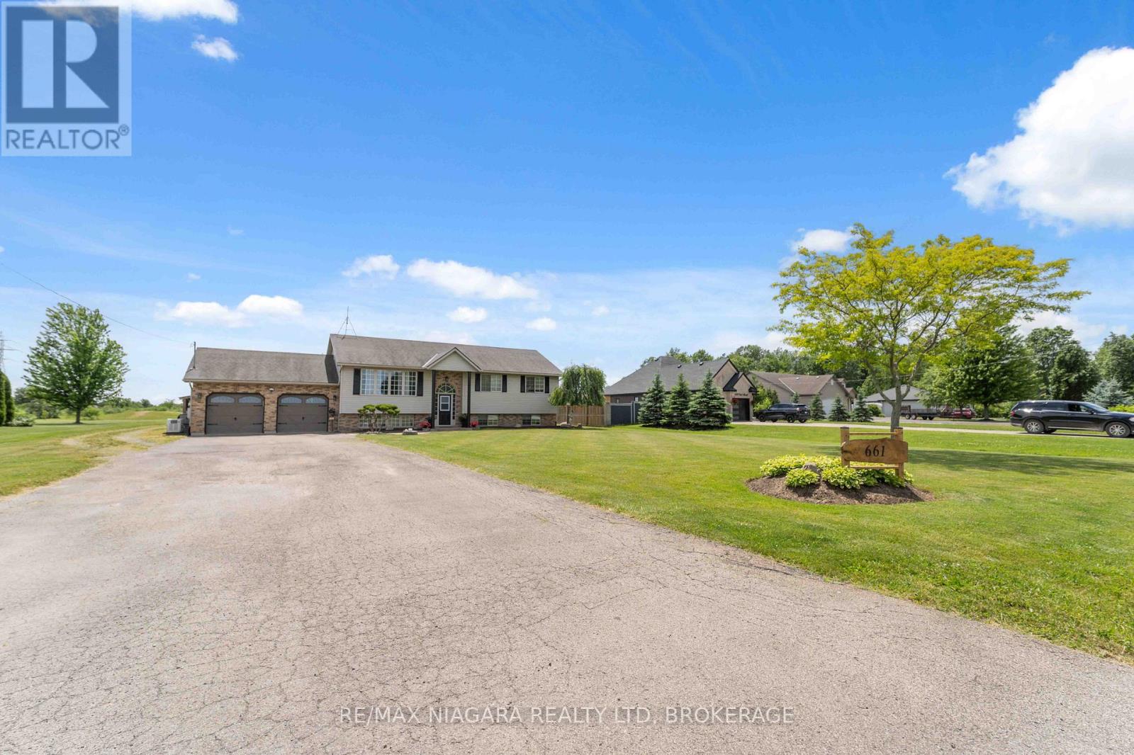661 Carl Road, Welland, Ontario  L0S 1K0 - Photo 3 - X13454338