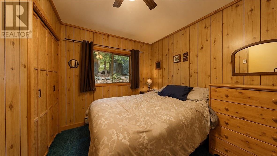 950 Old Village Rd., Birch Island, Ontario  P0P 1A0 - Photo 35 - 2128546