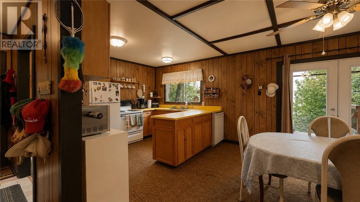 950 Old Village Rd., Birch Island, Ontario  P0P 1A0 - Photo 46 - 2128546